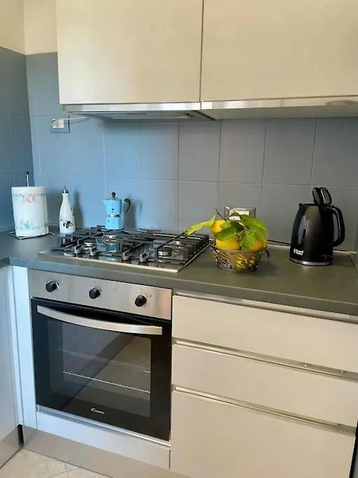 Family & Friends - Sarzana Apartment